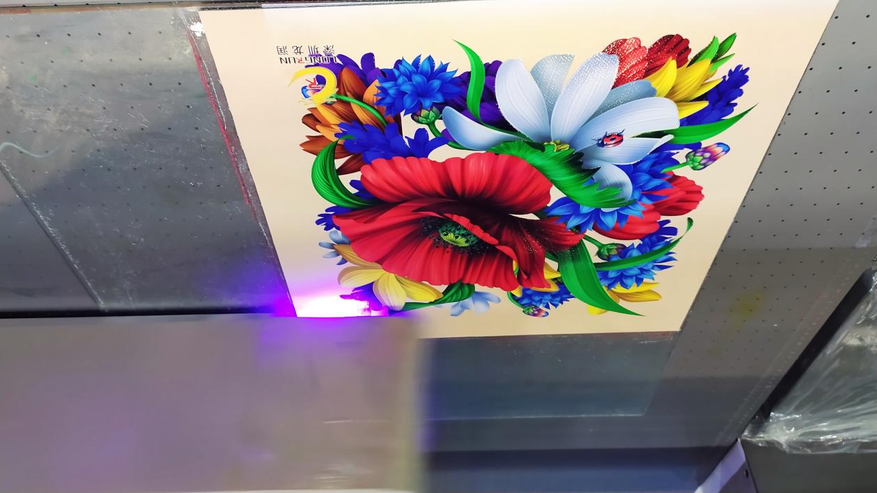 uv打印機(jī),uv平板打印機(jī),萬能打印機(jī),uv彩印機(jī),uv打印機(jī)廠家,龍潤(rùn)