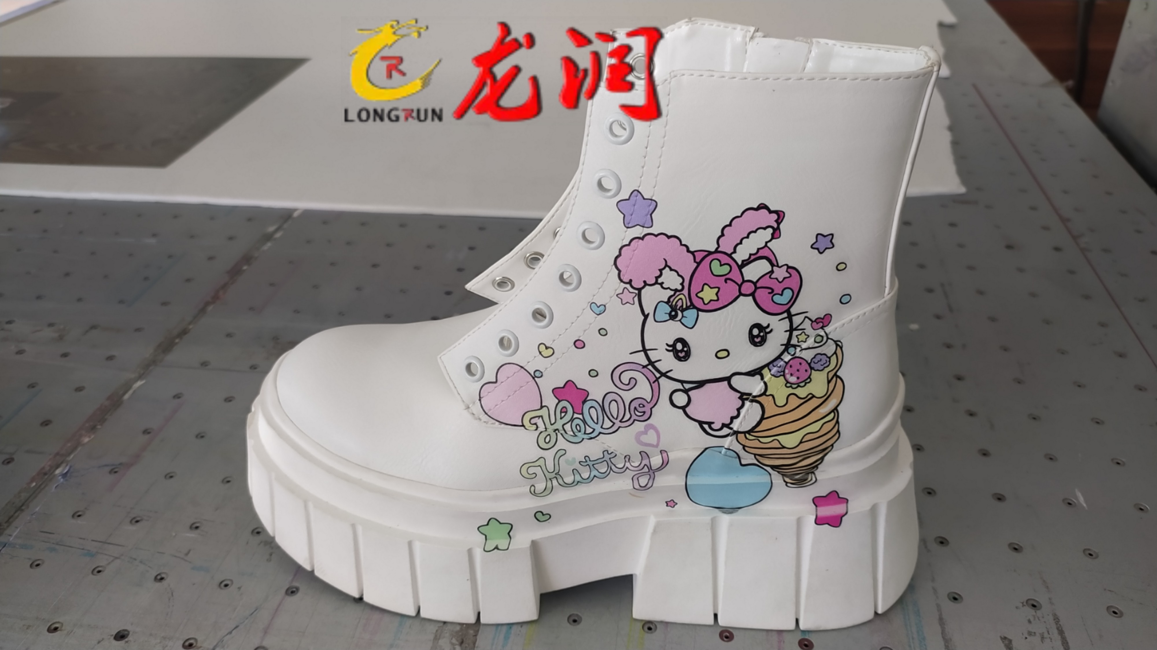 uv打印機(jī),uv平板打印機(jī),萬能打印機(jī),uv彩印機(jī),uv打印機(jī)廠家,龍潤(rùn)