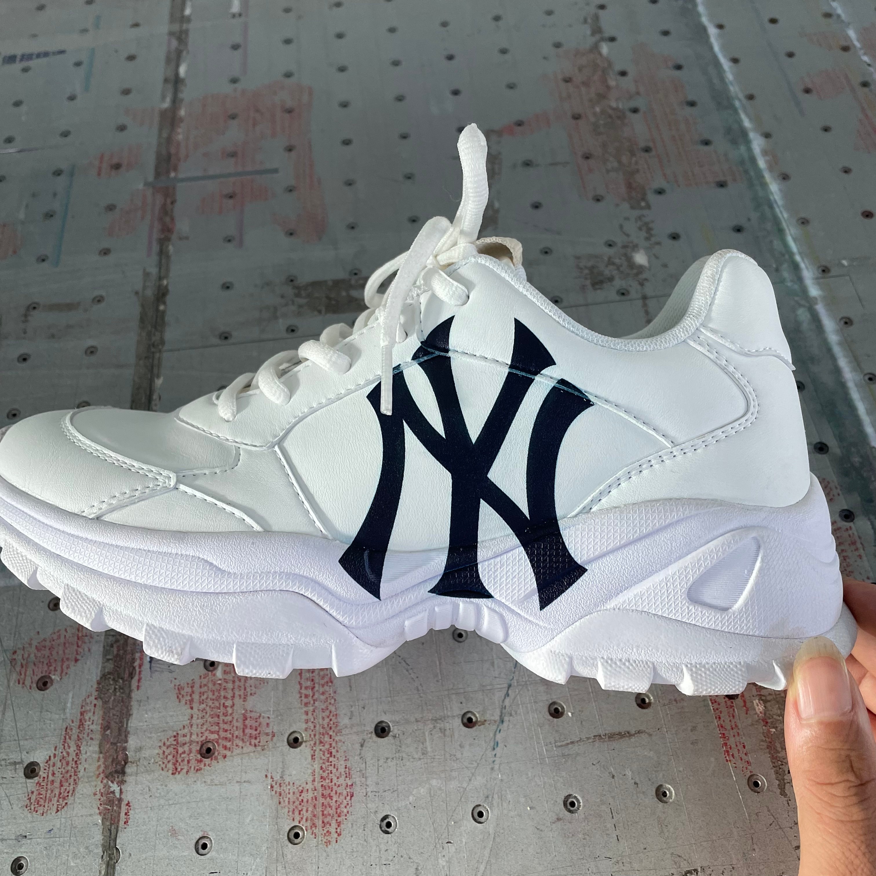 uv打印機(jī),uv平板打印機(jī),萬能打印機(jī),uv彩印機(jī),uv打印機(jī)廠家,龍潤(rùn)